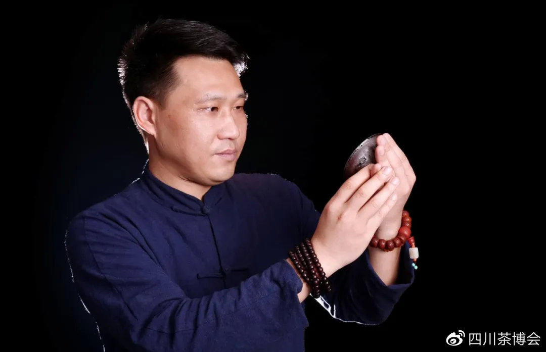 成都茶博會熱烈歡迎建盞美術師田景！